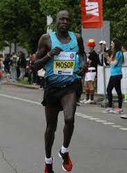 跑步姿勢分析，硬抄Moses Mosop