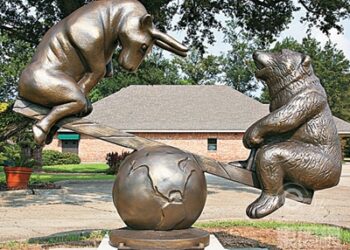 讀金曹《期權制勝》-關於期權、時間值、引伸波幅，原來又是統計