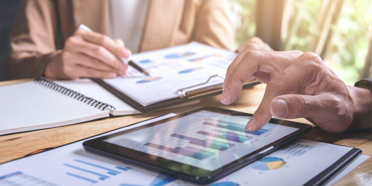 Interactive Brokers (IB) 投資房產基金REITS的投資心得